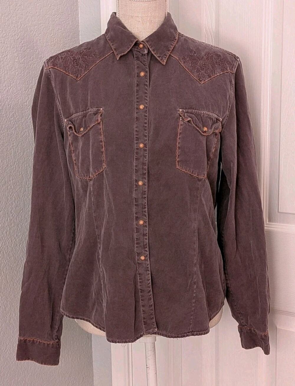 Ryan Michael Women’s Size Medium Button Up Shirt Silk Cotton Pearl Snap Western